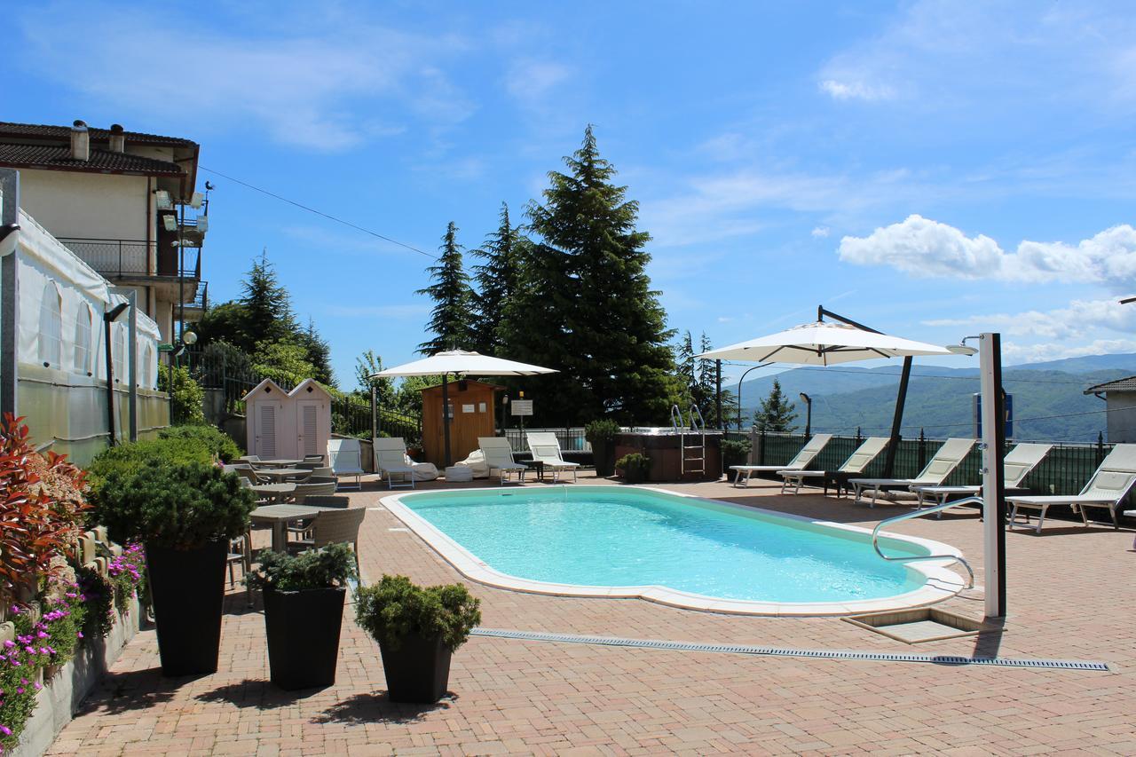 Albergo Ristorante Miramonti Toano Екстер'єр фото