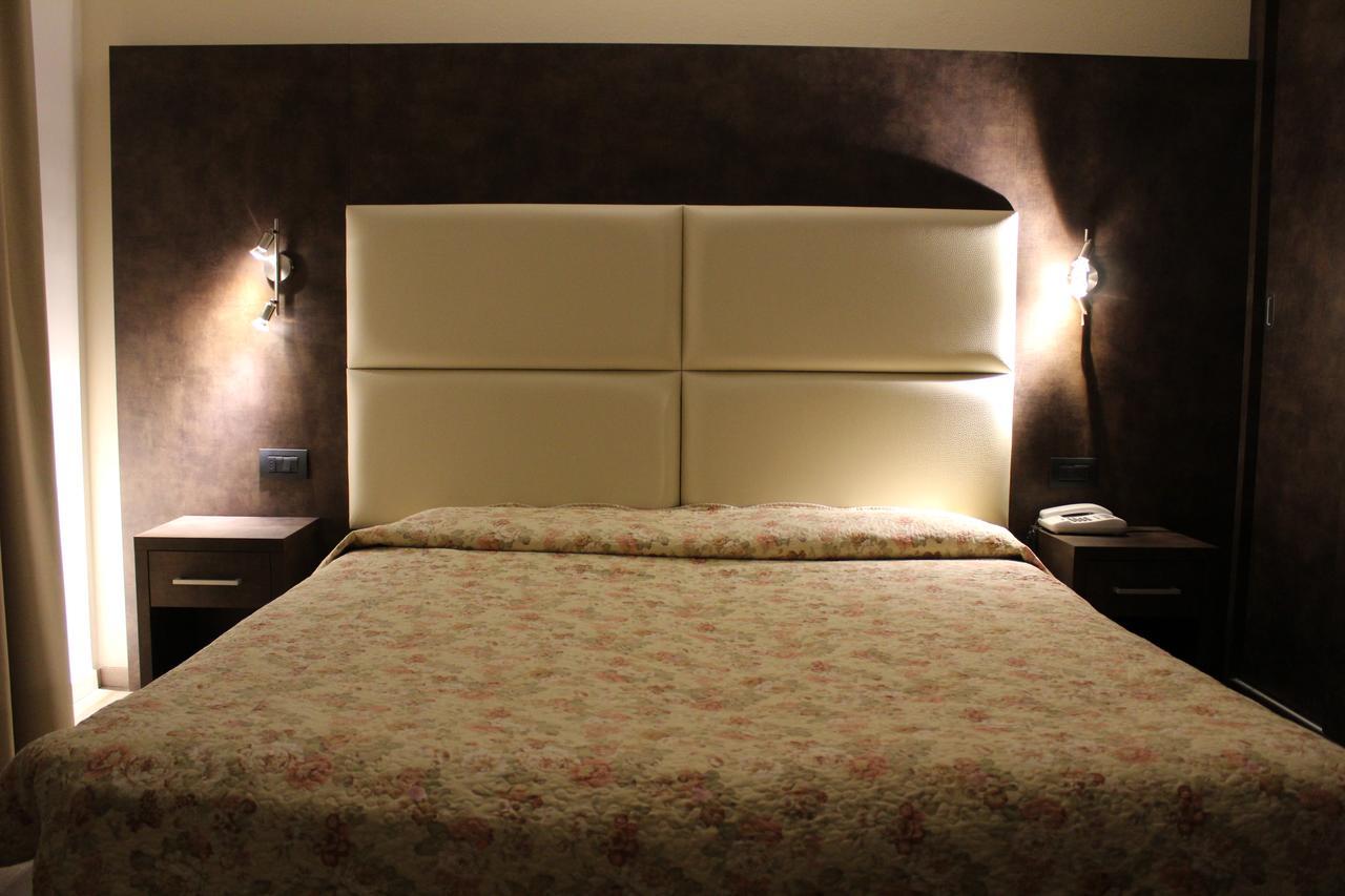 Albergo Ristorante Miramonti Toano Екстер'єр фото