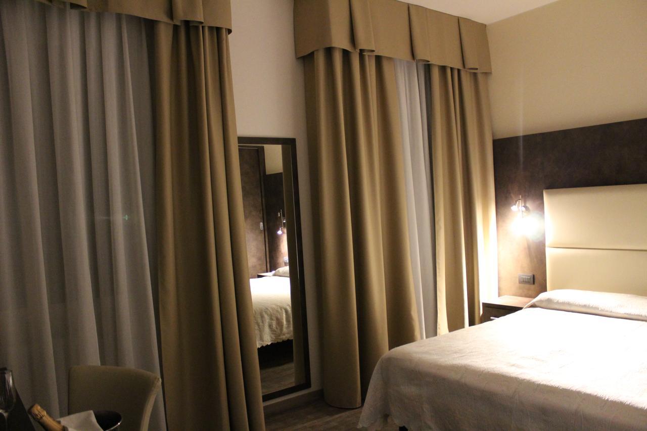 Albergo Ristorante Miramonti Toano Екстер'єр фото